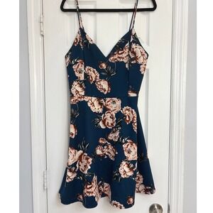 Charlotte Ruse+ 1x Navy Floral Spaghetti Strap Dress Fit‎ & Flare